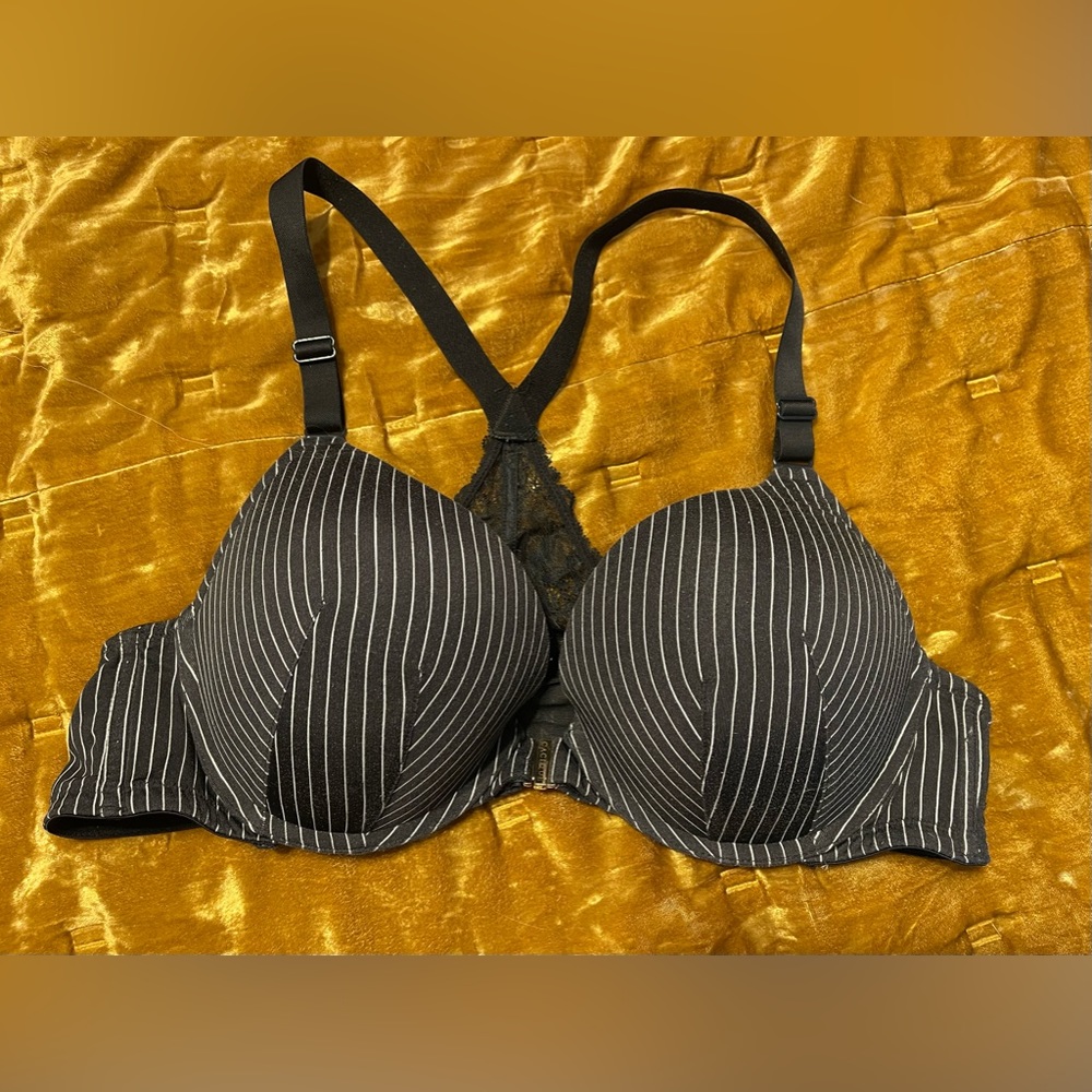 Boost Plunge Cacique Halter Style Bra